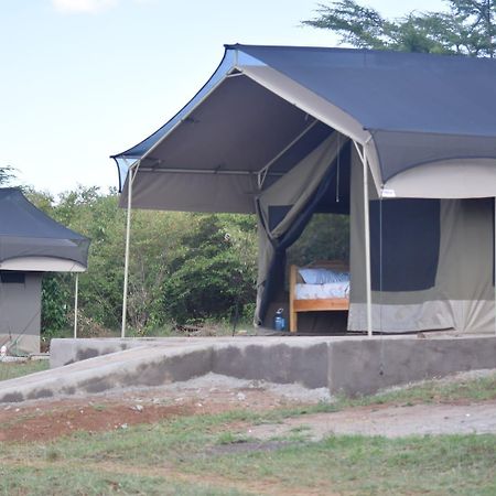 Maasai Mara Safari Camp In Kenya Bed and Breakfast Sekenani Exteriör bild